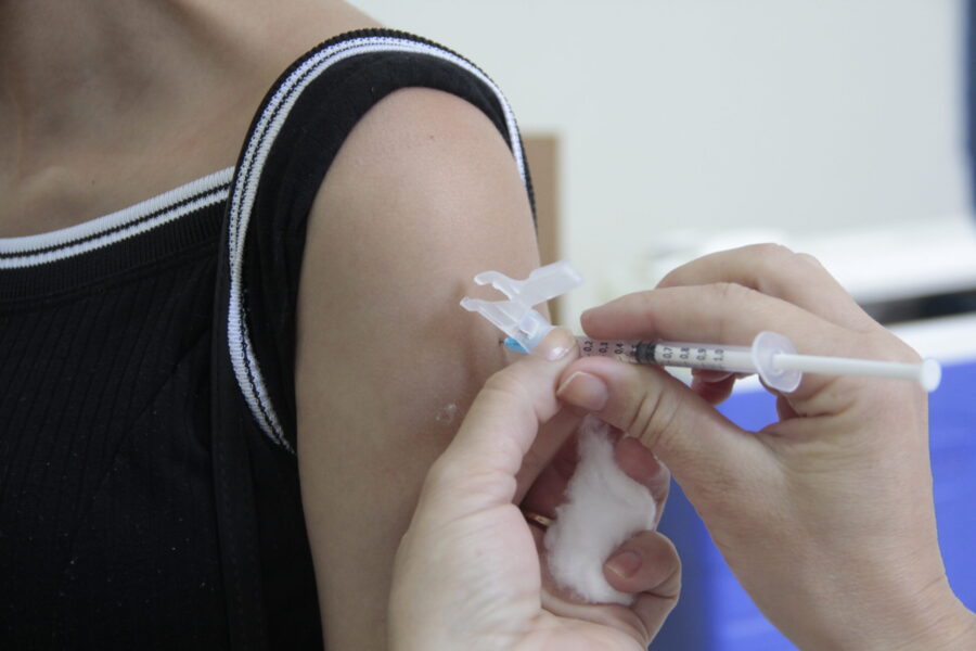 Fabriciano amplia vacinação contra HPV para adolescentes de 15 a 19 anos até dezembro
