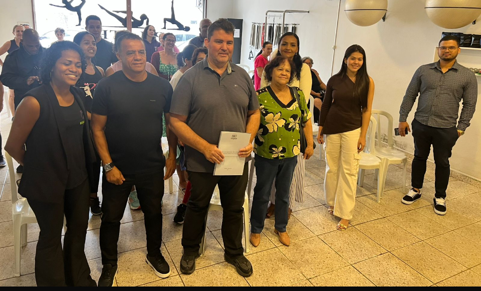 Debate em Ipatinga reúne lideranças na Academia Regina Saramango