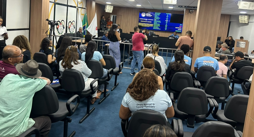 Vereadores de Coronel Fabriciano aprovam proposta que altera Lei Orgânica do município